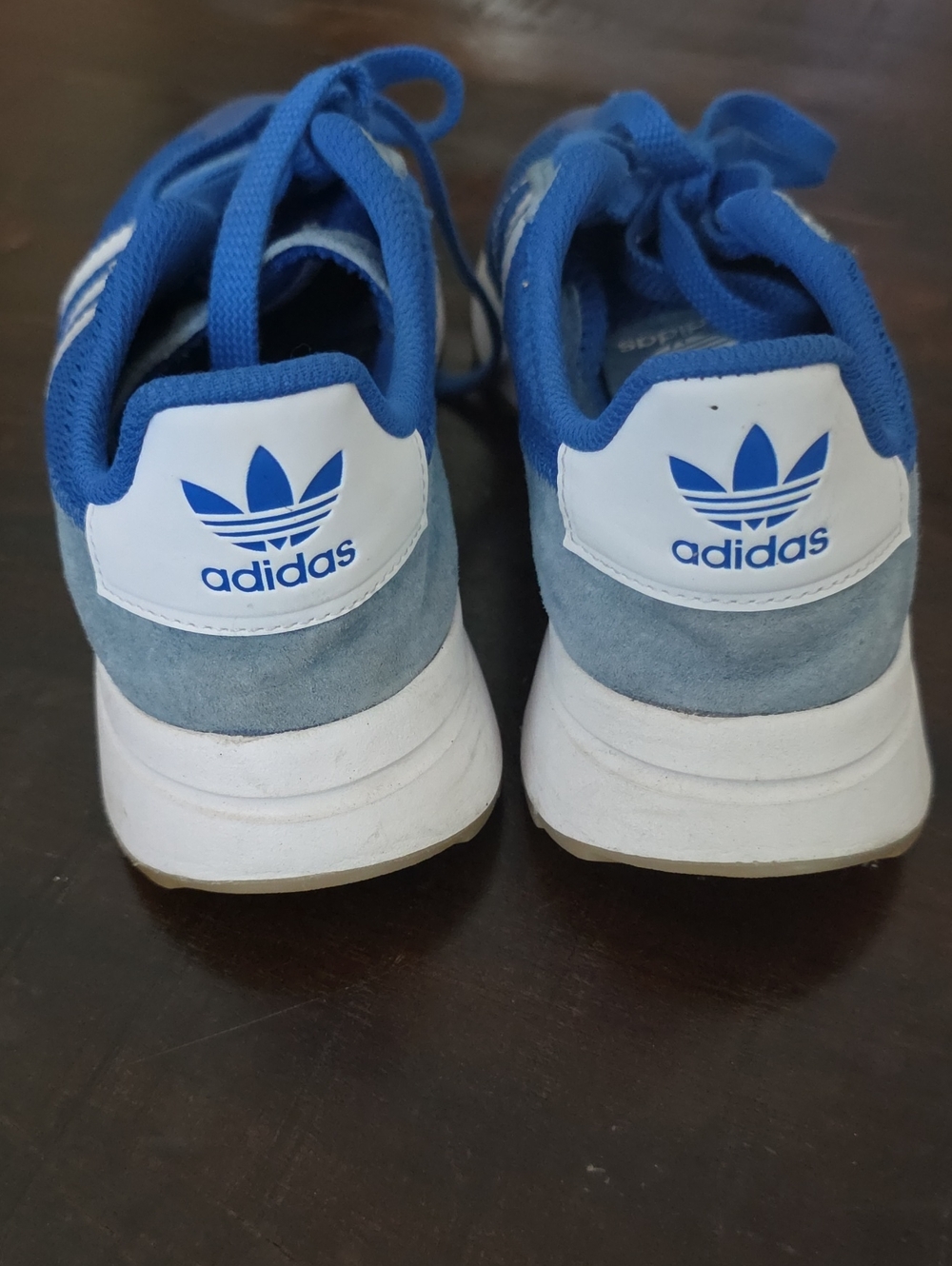 Adidas Womans Royal Blue & Light White Casual Sneakers Size 9.5